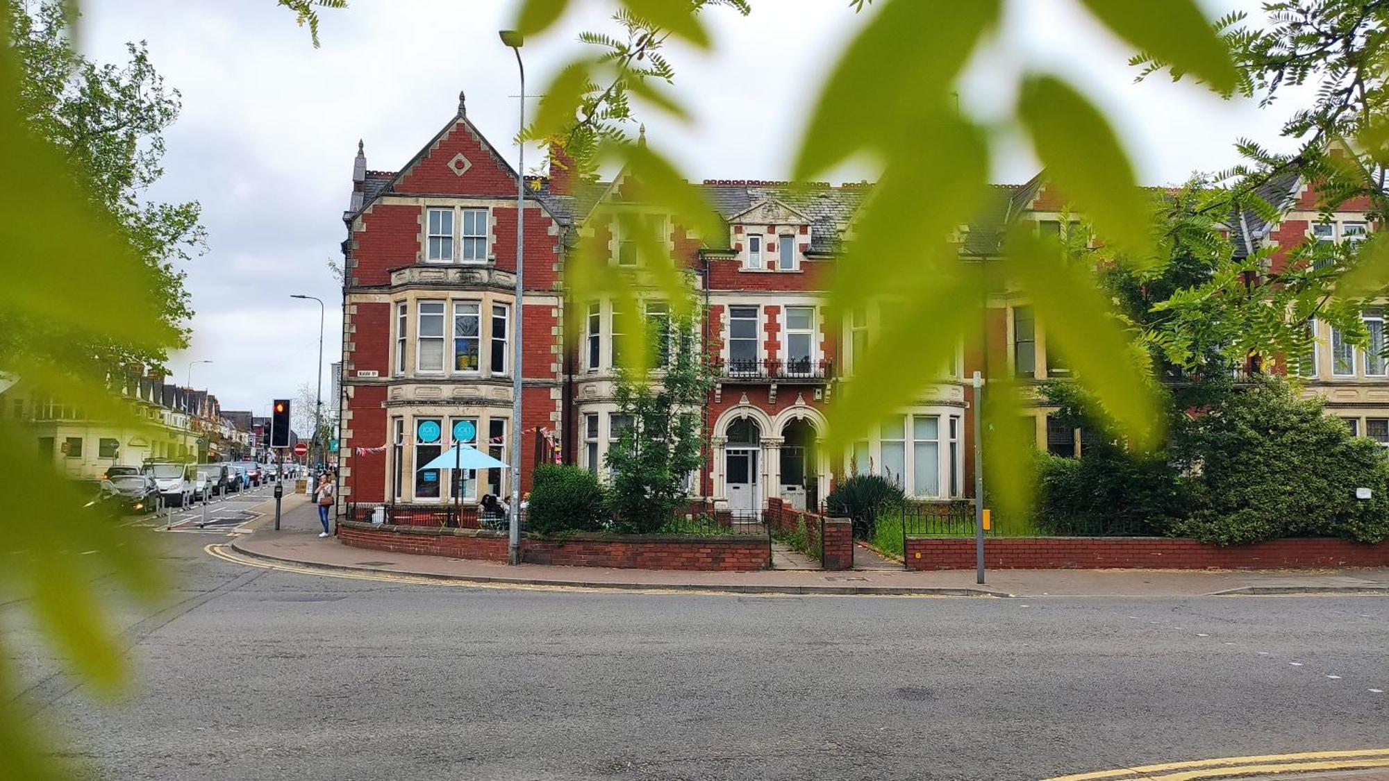 Serene 1 Bedroom Flat In Roath Cardiff Exteriör bild